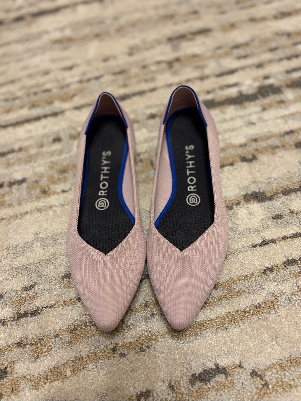 Rothy's | Pointed Knit Flats in Dusty Rose with Blue Trim size 9